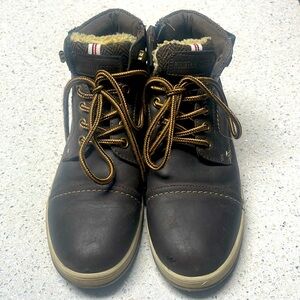 Mountain Creek boots